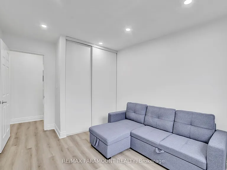 2641 Cavendish Dr — Photo 28