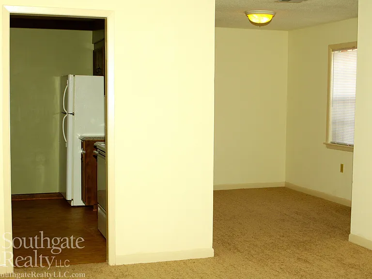 2008 Oak Grove Rd — Photo 16