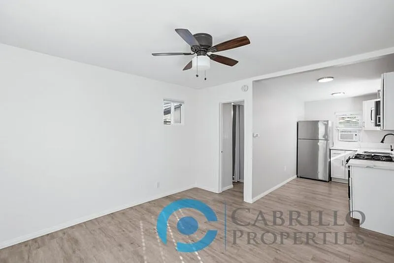 Studio, 1.0 bath, 500 sqft, $1,800 — Photo 2