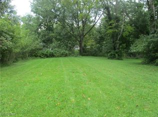 6292 Hill St, Ravenna, OH 44266