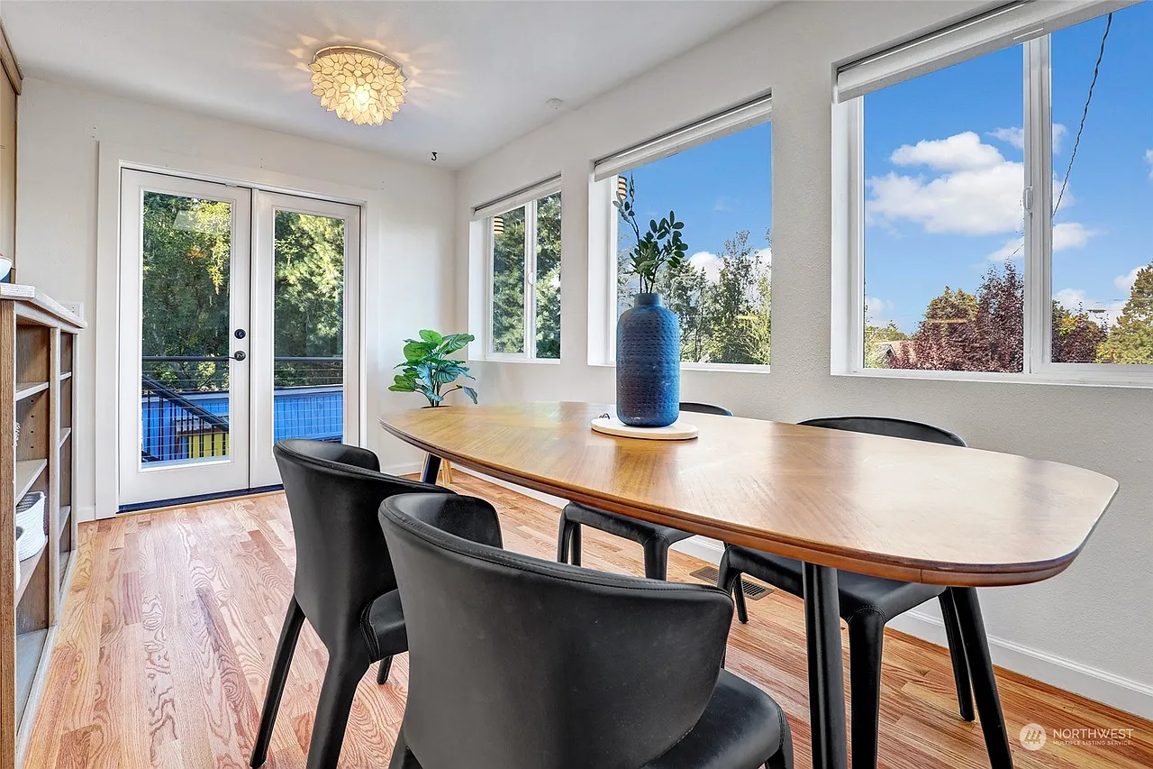 2 bed, 1015 sqft, $2,800 — Photo 4