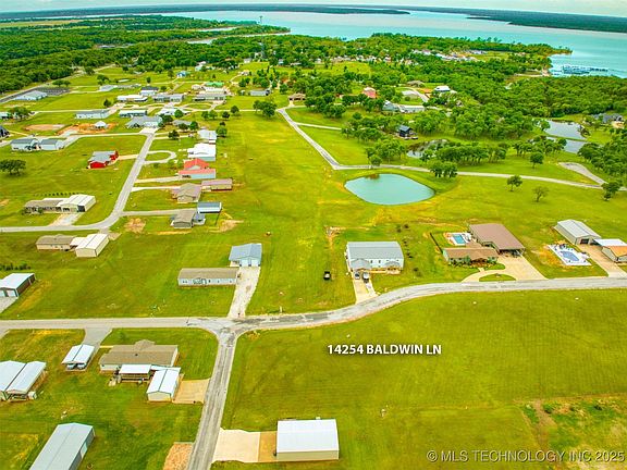 2nd image of 14254 Baldwin Ln