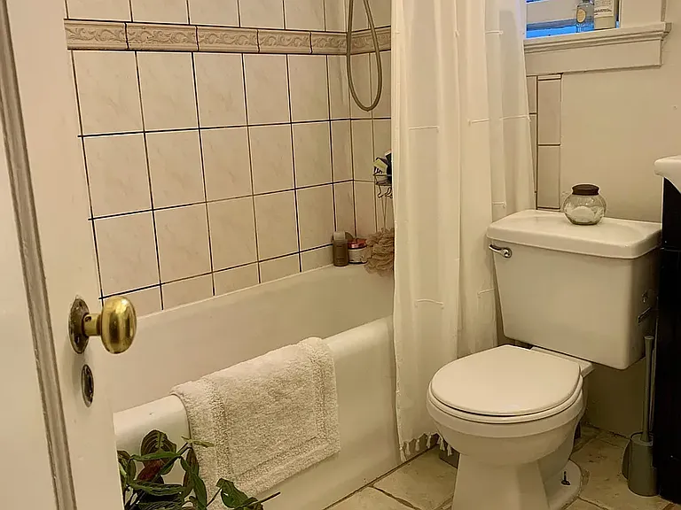 2810 Gough St #4 — Photo 14