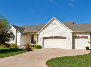 209 S Lakeside Dr, Andover, KS 67002