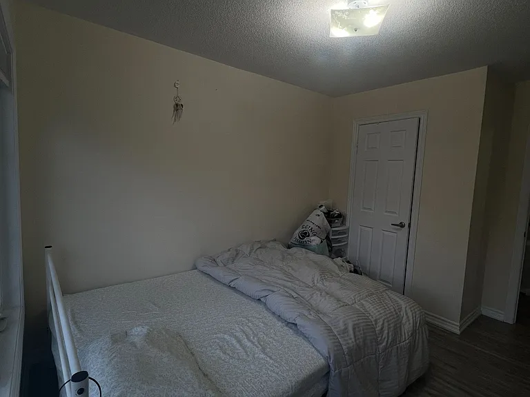 200 Veterans Dr E #100 — Photo 11
