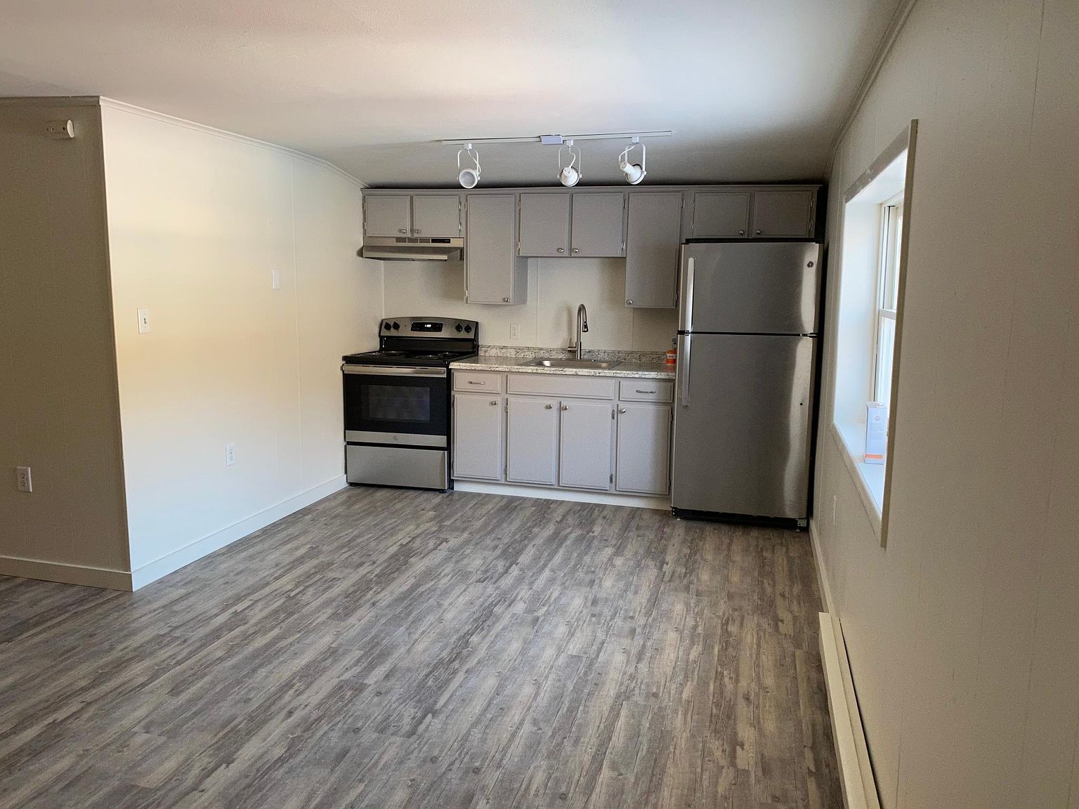 388 Main St APT 2, Rosendale, NY 12472 Zillow