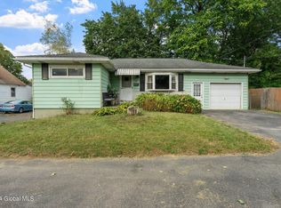 24 Massachusetts Ave, Rensselaer, NY 12144