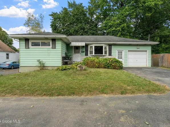 24 Massachusetts Avenue, Rensselaer, NY 12144