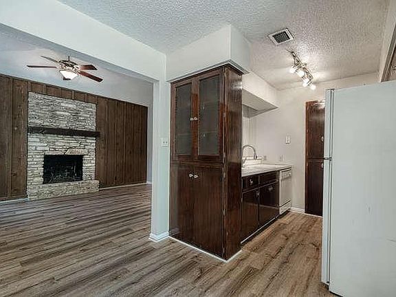 5th image of 2711 Saint Edwards Cir #2