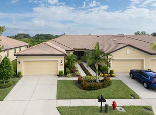 415 Brandywine Falls Ct, Apollo Beach, FL 33572