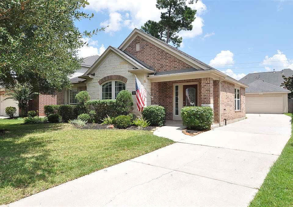 1st image of 15810 Magnolia Shores Ln