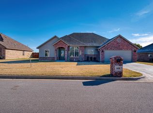 1408 N Oak St, Seiling, OK 73663