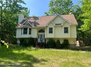 103 Iroquois Trl, Milford, PA 18337
