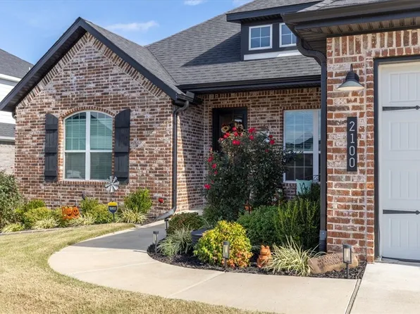 2100 Crandall Rd, Pea Ridge, AR 72751