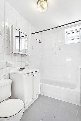 5th image of 354 Bond St #3