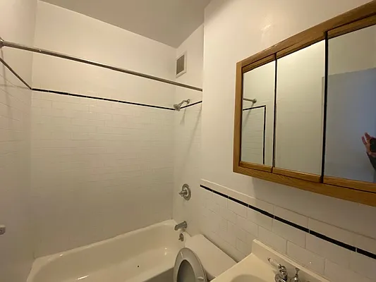 Rented by Cohen Smith Chang LLC | media 10