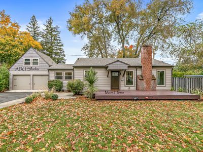 706 Monroe St, Medford, OR, 97501