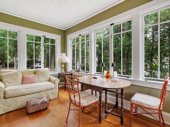 5th image of 1004 E Park Ave #2