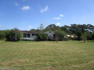 8356 Bennett Rd W, Grand Bay, AL 36541