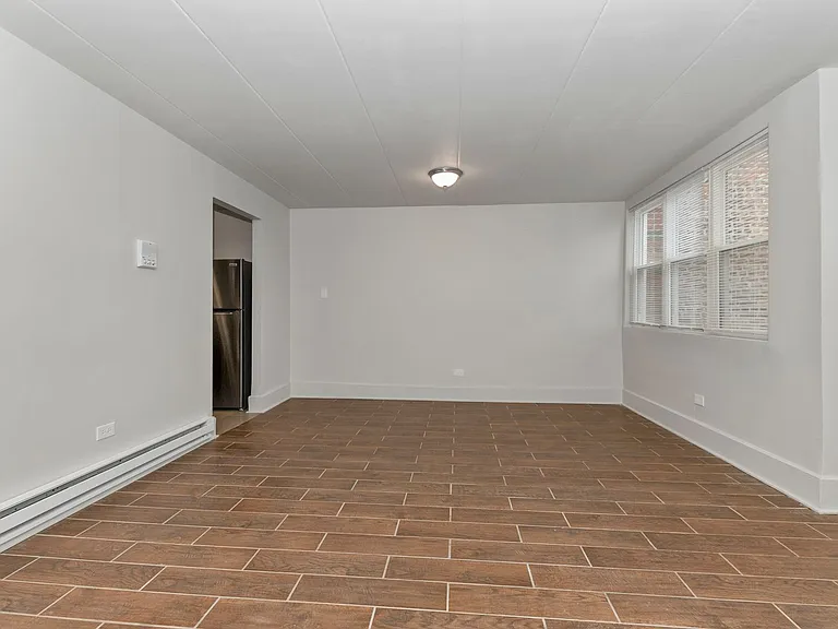 6603 S Rhodes Ave — Photo 11