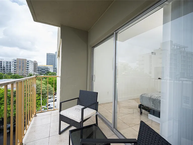 500 NE 26th St #5D — Photo 17