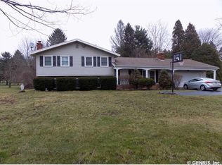 1760 Jackson Rd, Penfield, NY 14526