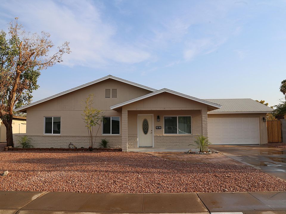 1st image of 2915 E Corrine Dr
