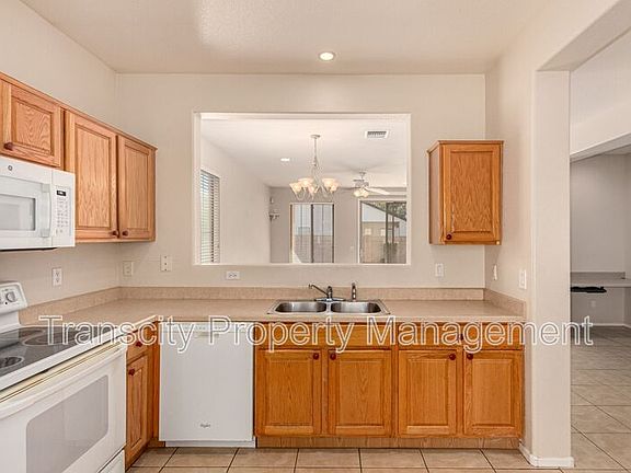 4th image of 3723 E Linda Ct