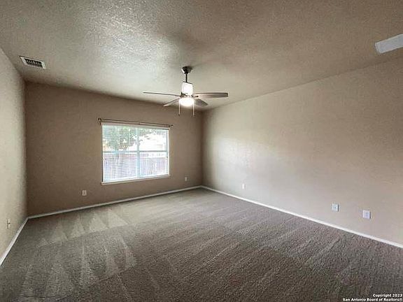 3rd image of 9831 Einbeck Ln