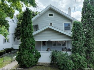 405 W Oliver St, Owosso, MI 48867