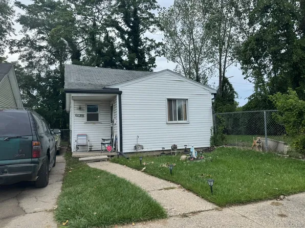 17195 Asbury Park, Detroit, MI 48235