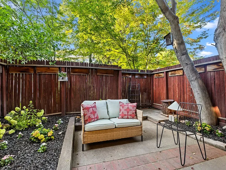 1470 Creekside Dr #17 — Photo 25