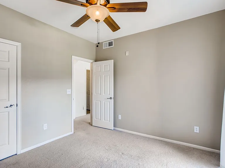 1450 Blue Sky Way #12-208 — Photo 10