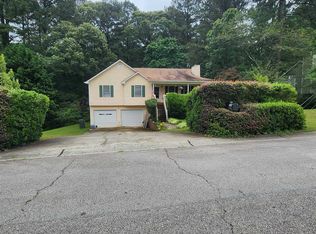 157 Silverthorne Trl, Douglasville, GA 30134