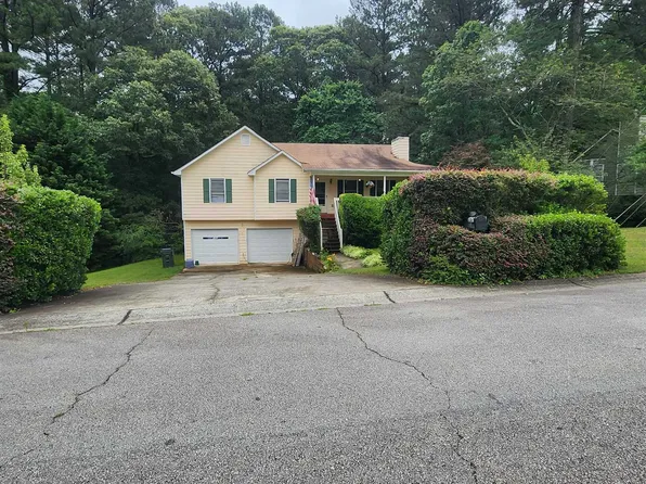 157 Silverthorne Trl, Douglasville, GA 30134