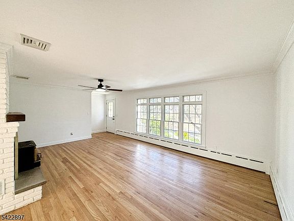 2nd image of 4 Baker Rd