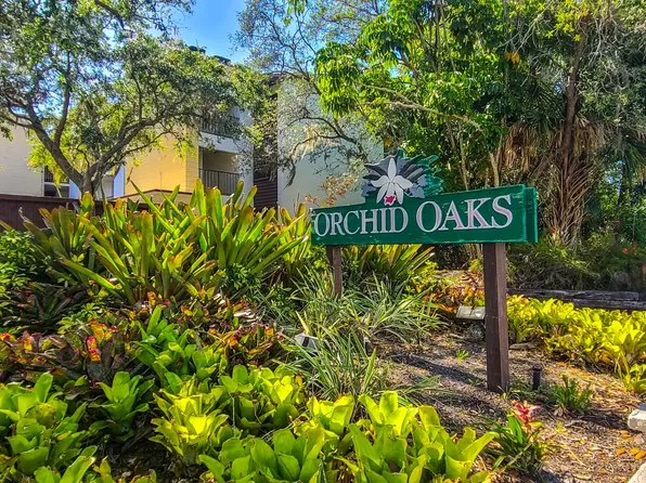 2749 Orchid Oaks Dr #302A, Sarasota, FL 34239