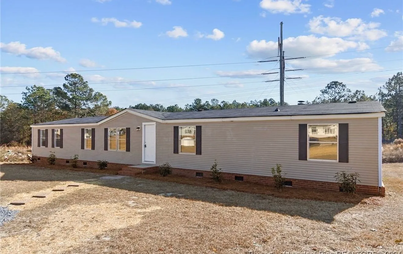 4 bed, 1976 sqft, $2,000 — Photo 3