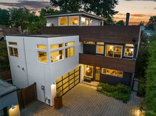 1909 41st Ave SW, Seattle, WA 98116