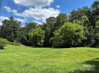 9999 Clarks Chapel Rd N, Weaverville, NC 28787