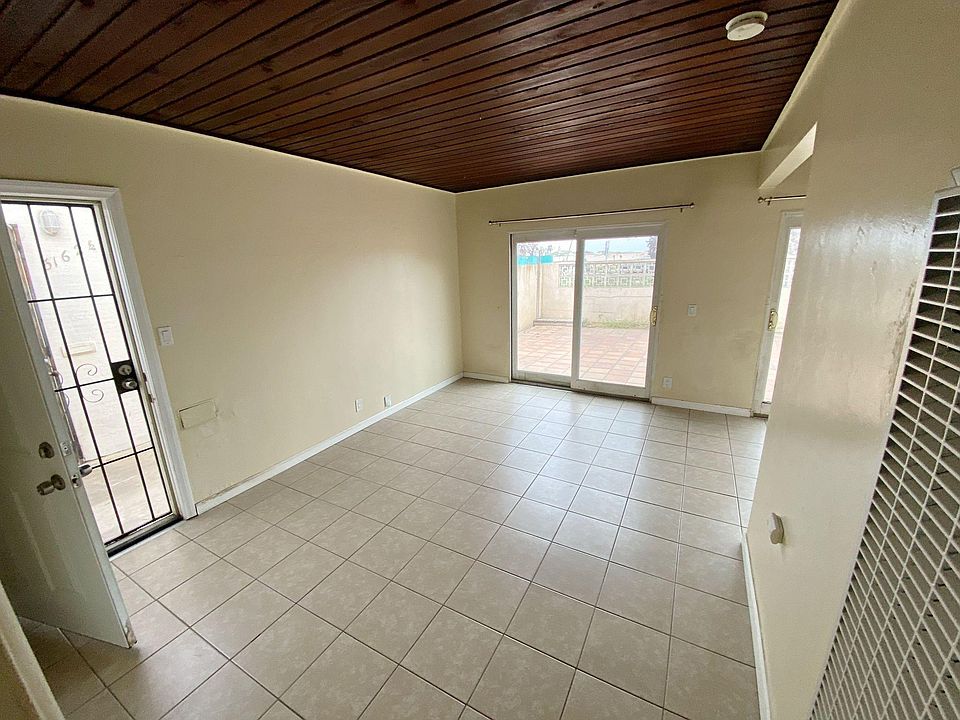 1st image of 5160 W Point Loma Blvd #1/2
