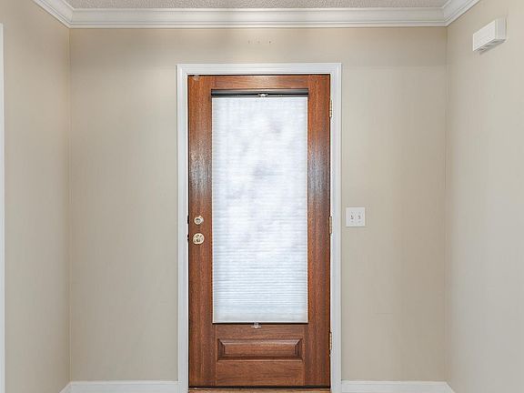 3rd image of 15009 Ashmont Cir SE