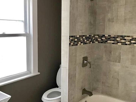 5th image of 111 Coursen Pl