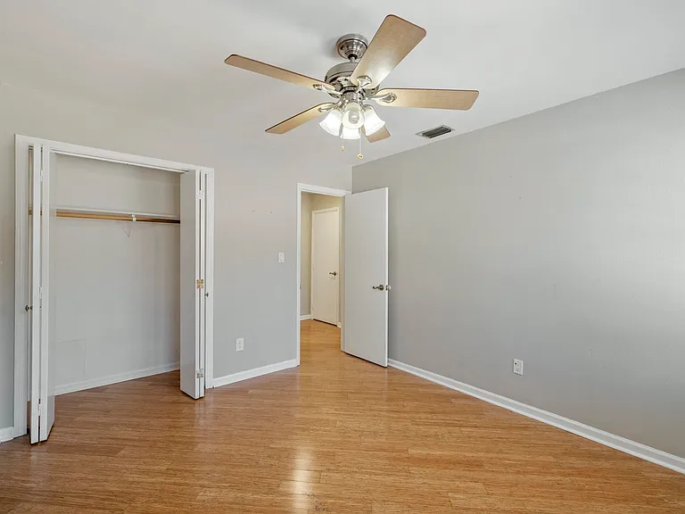 2387 Gregory Dr #-- — Photo 17