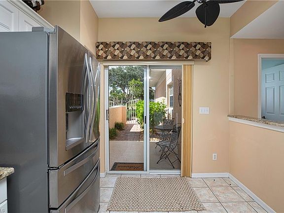 5th image of 5125 Cedar Springs Dr APT 102