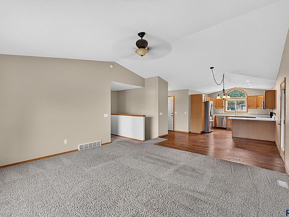 4th image of 7816 W 42nd St