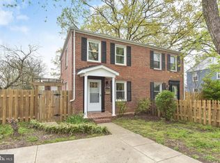2218 Huntington Ave, Alexandria, VA 22303