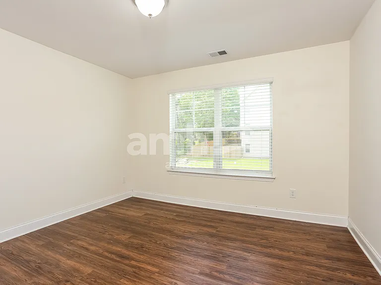 422 Oscar Way — Photo 15