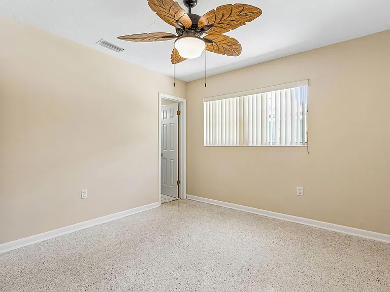 2406 Husson Ave — Photo 19