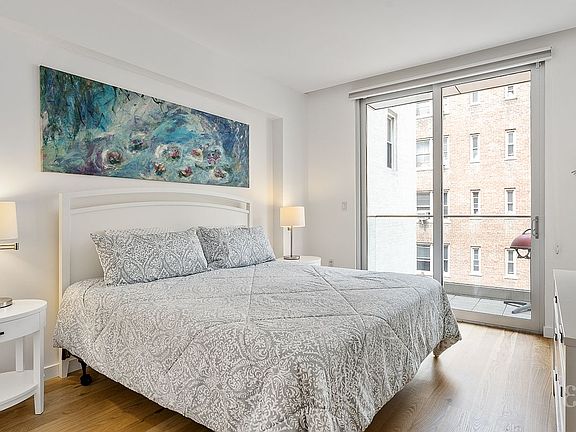 4th image of 337 E 62nd St #4A